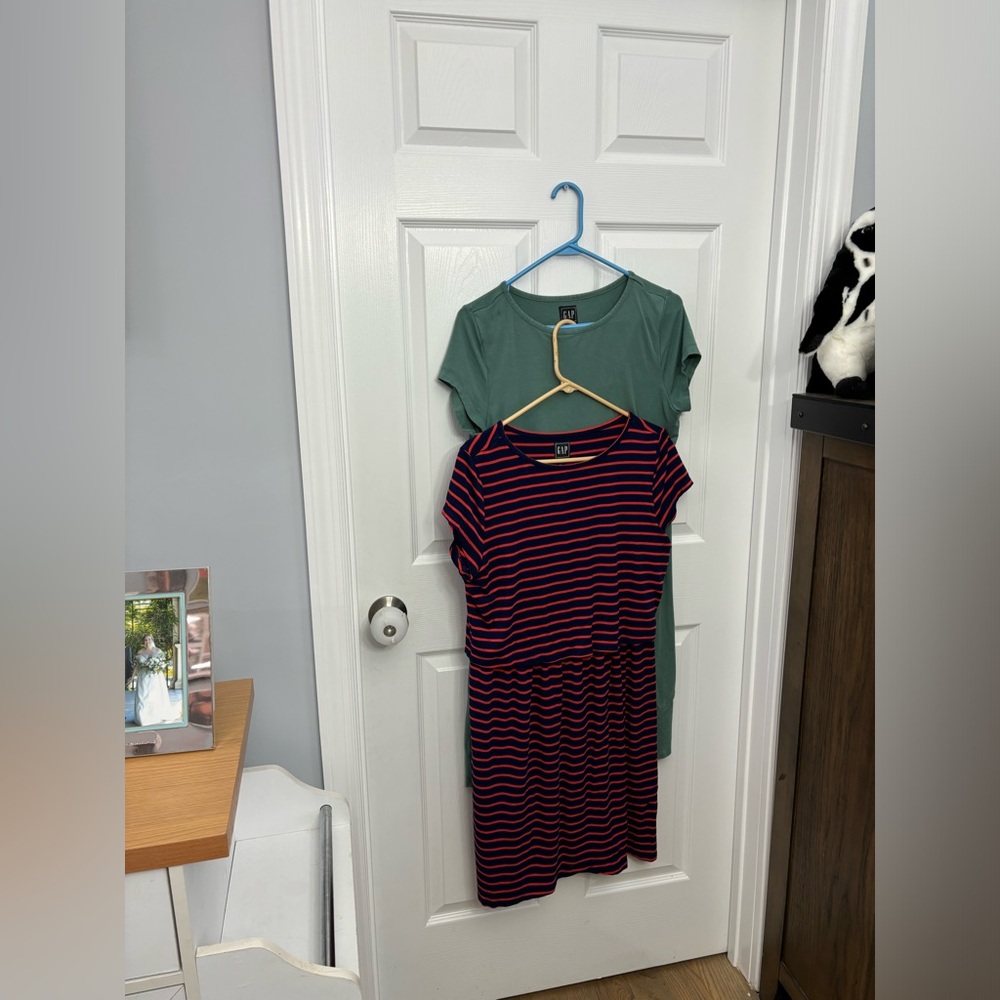 Gap Maternity/Nursing Overlay dresses. Set of two, size large